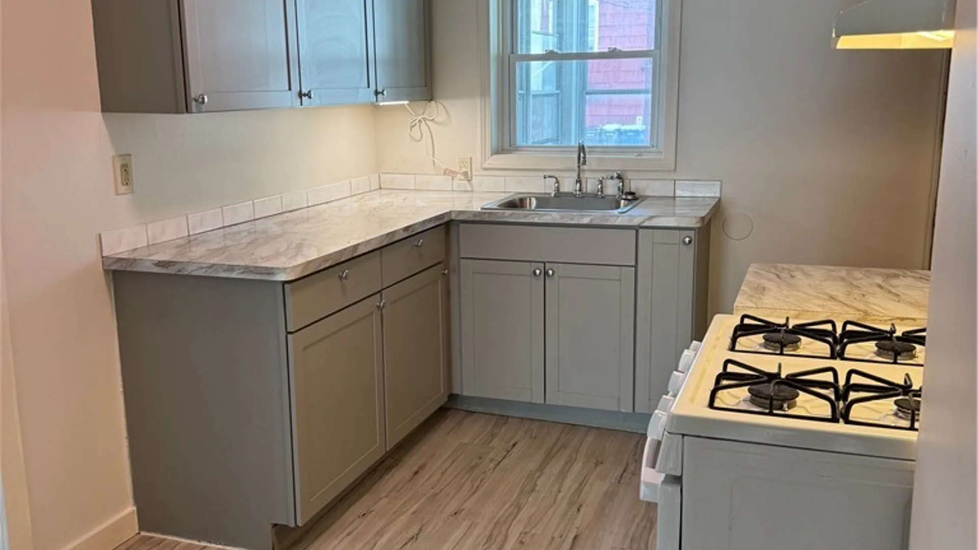Property at 1014 Carbon Street, Syracuse, NY 13208 4
