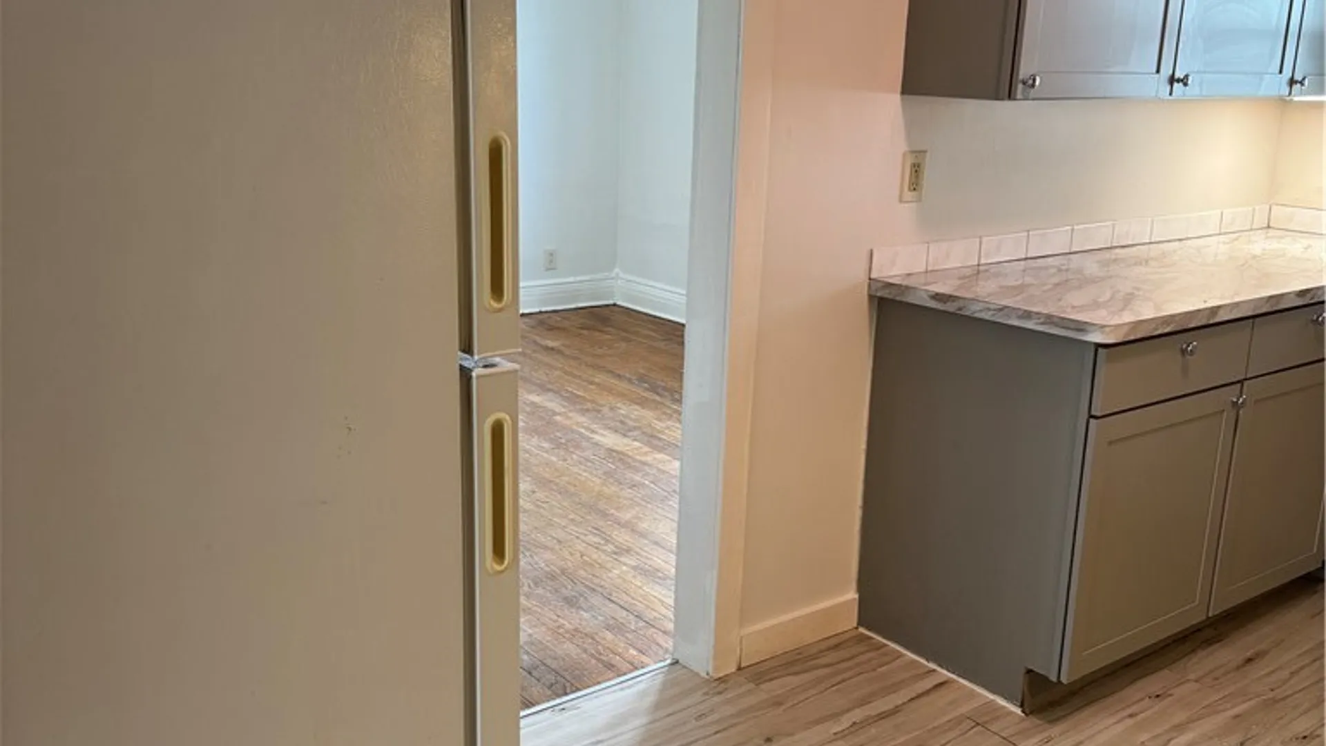 Property at 1014 Carbon Street, Syracuse, NY 13208 5