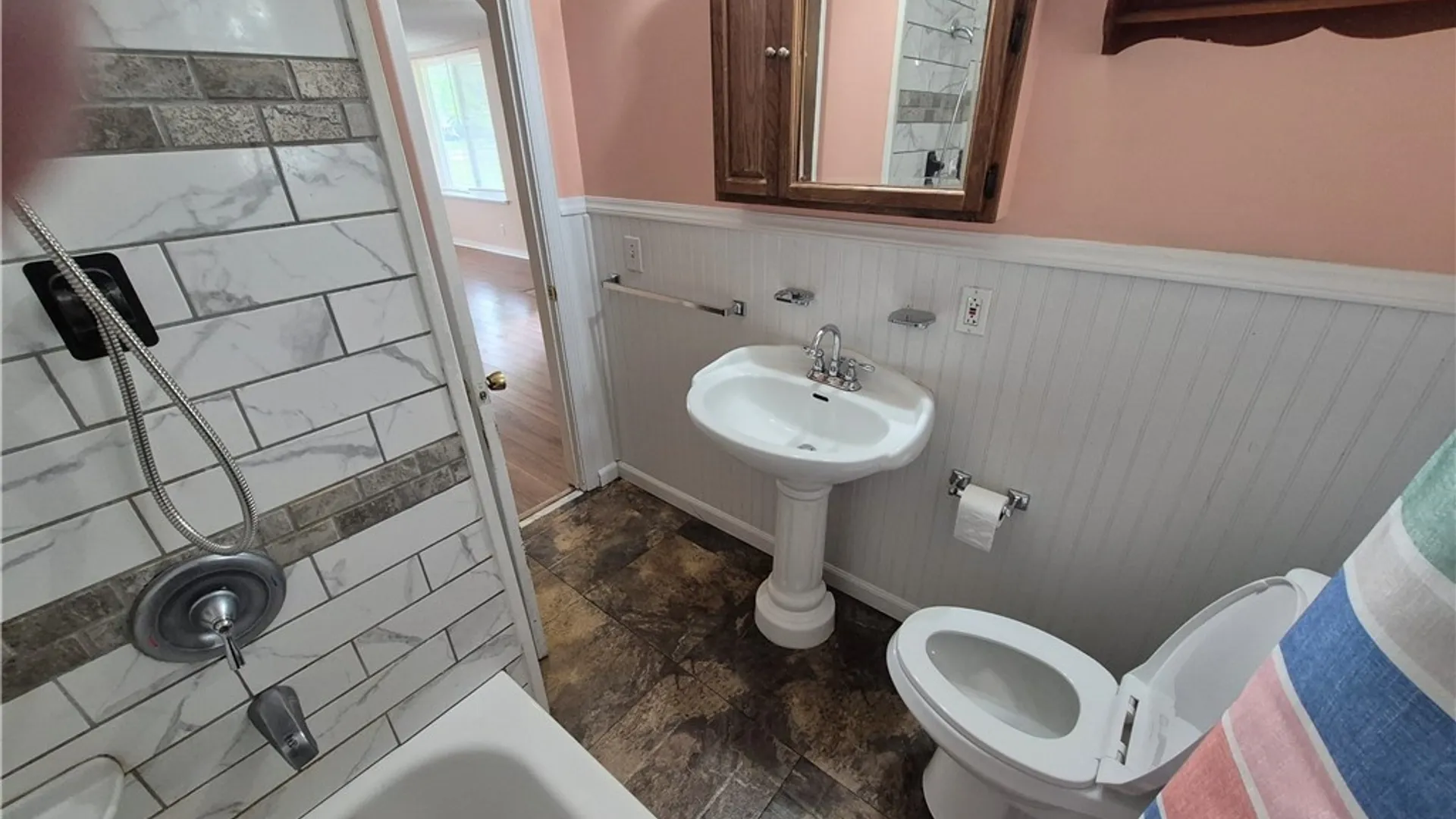 Property at 71 4th Avenue, Lancaster, NY 14086 17