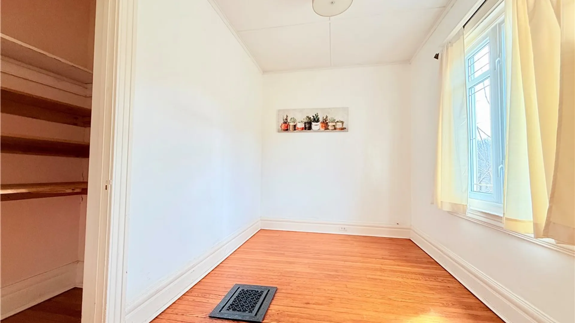 Property at 948 Monroe Avenue, Rochester, NY 14607 18