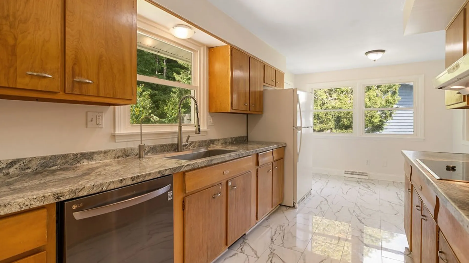 Property at 171 Brookside Lane, Manlius, NY 13066 23