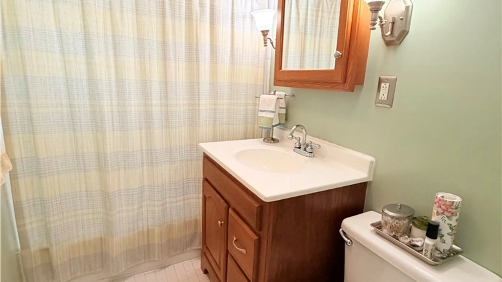Property at 3 Perimeter Road, Whitestown, NY 13492 23