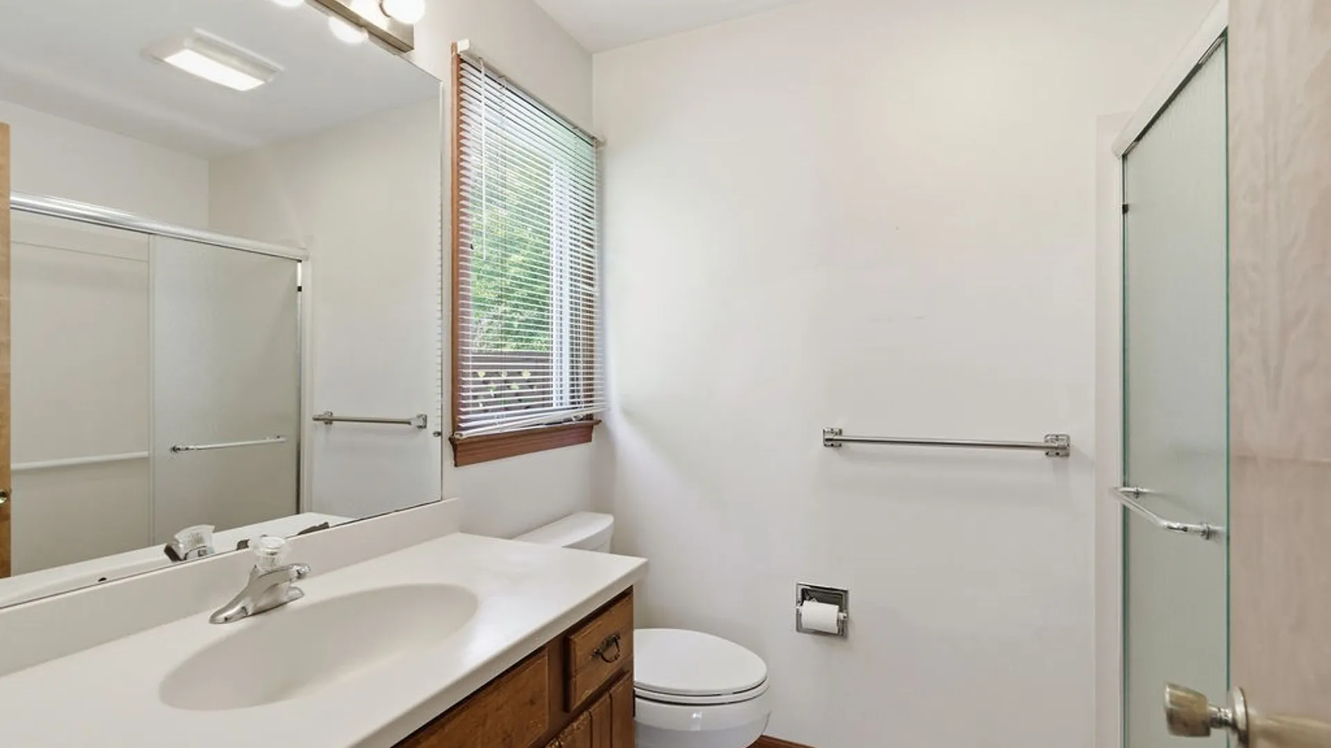 Property at 2 Woodview Terrace, Manlius, NY 13066 21