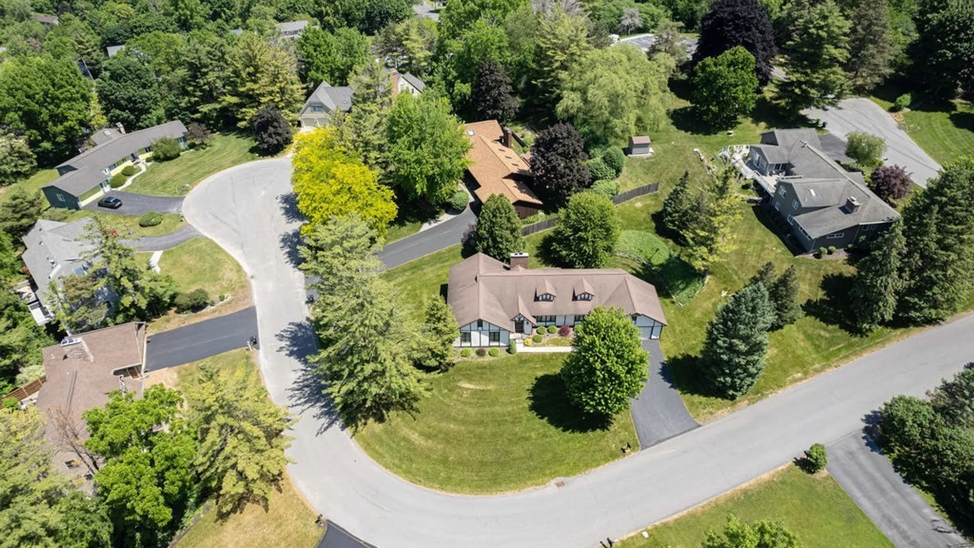 Property at 2 Woodview Terrace, Manlius, NY 13066 41