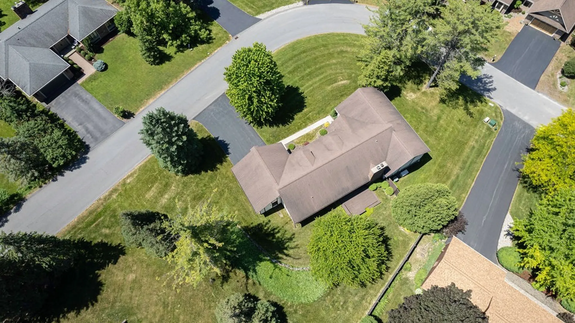 Property at 2 Woodview Terrace, Manlius, NY 13066 46
