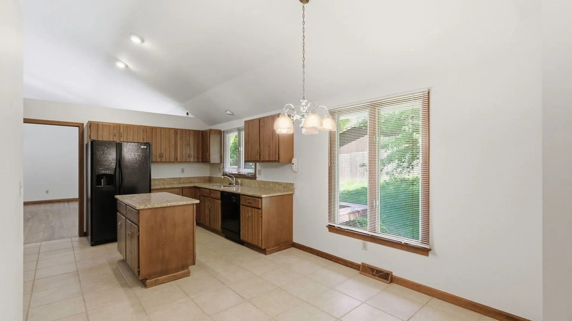 Property at 2 Woodview Terrace, Manlius, NY 13066 9