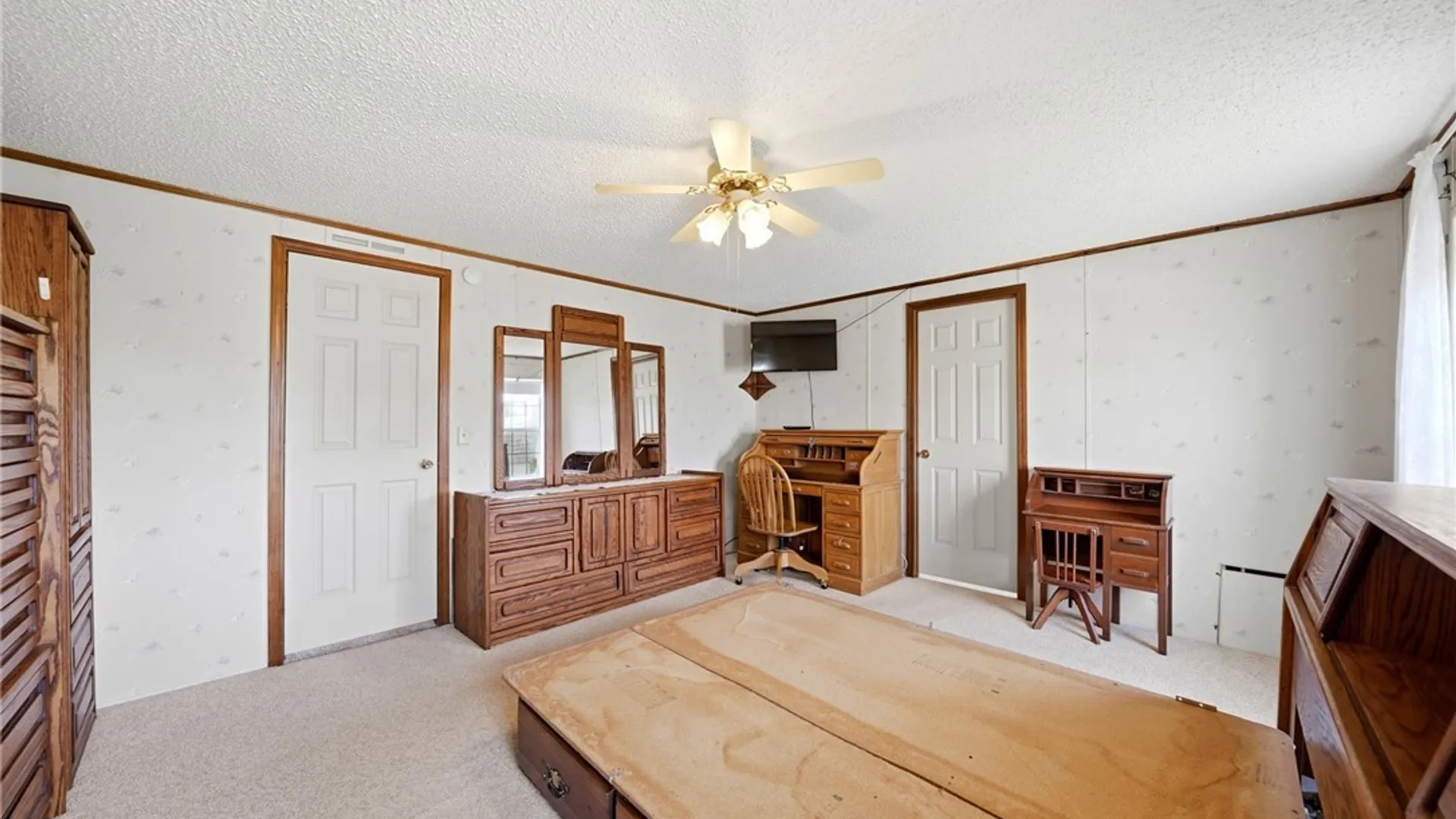 Property at 22 Cypress Road, Cheektowaga, NY 14227 19