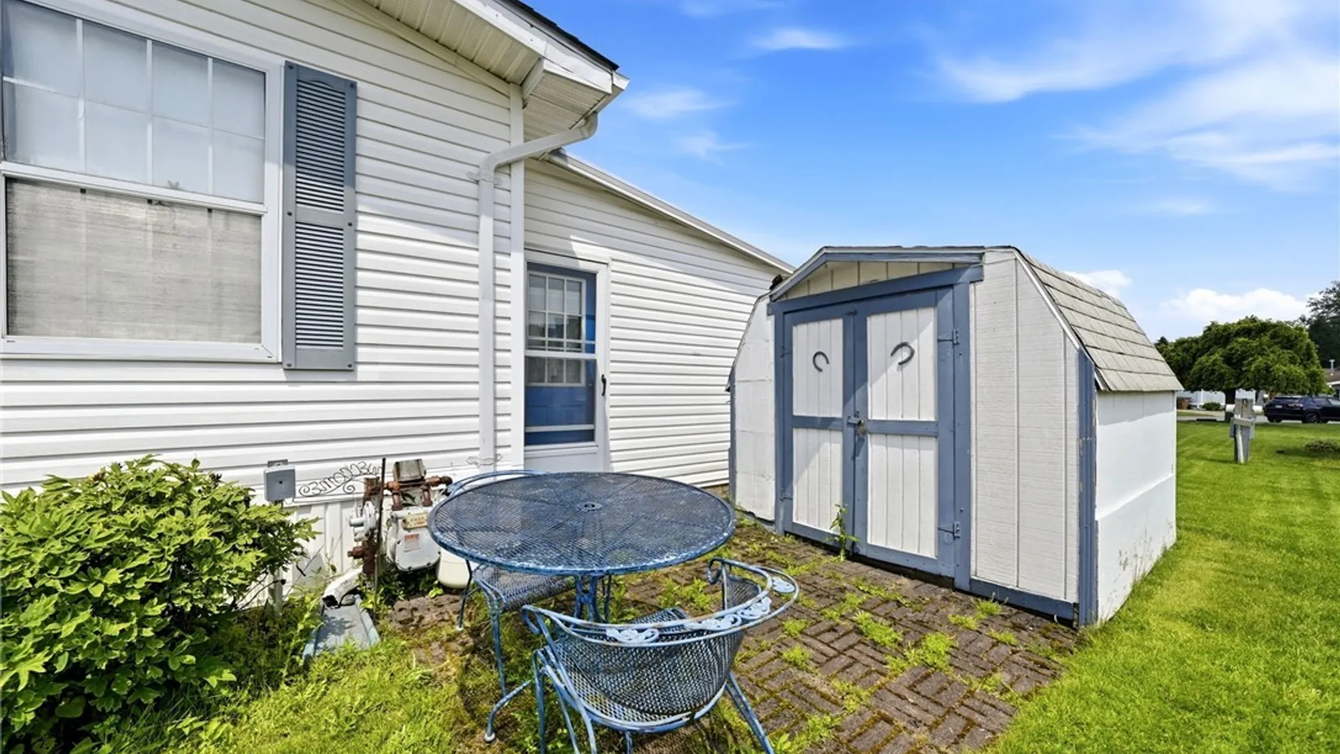 Property at 22 Cypress Road, Cheektowaga, NY 14227 25