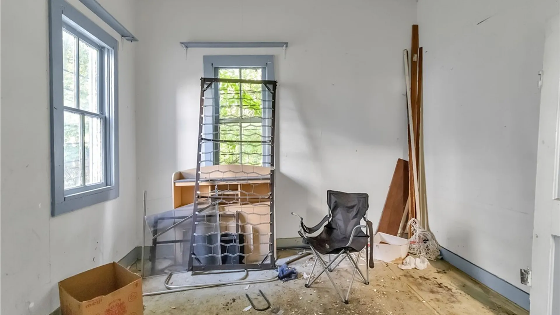 Property at 162 Normal Avenue, Buffalo, NY 14213 24