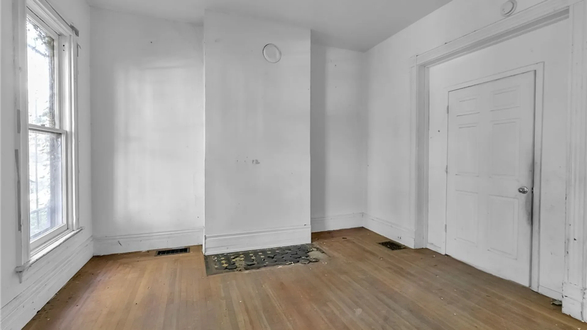 Property at 162 Normal Avenue, Buffalo, NY 14213 8
