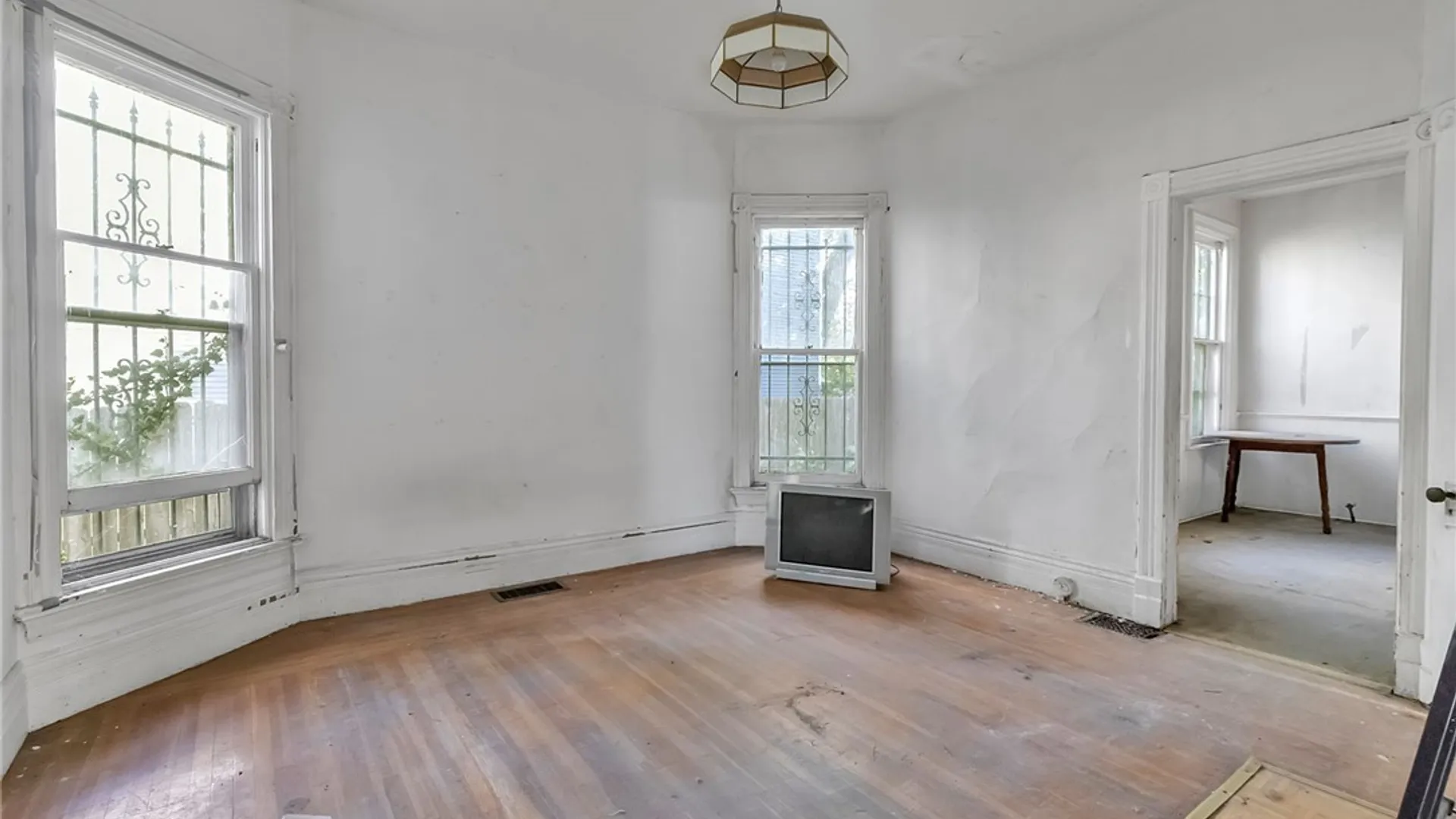 Property at 162 Normal Avenue, Buffalo, NY 14213 9