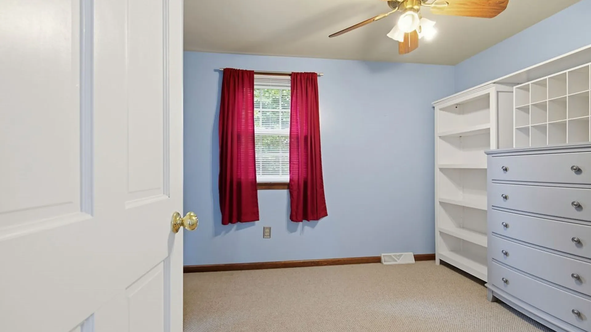 Property at 4203 Gopher Circle, Clay, NY 13090 35