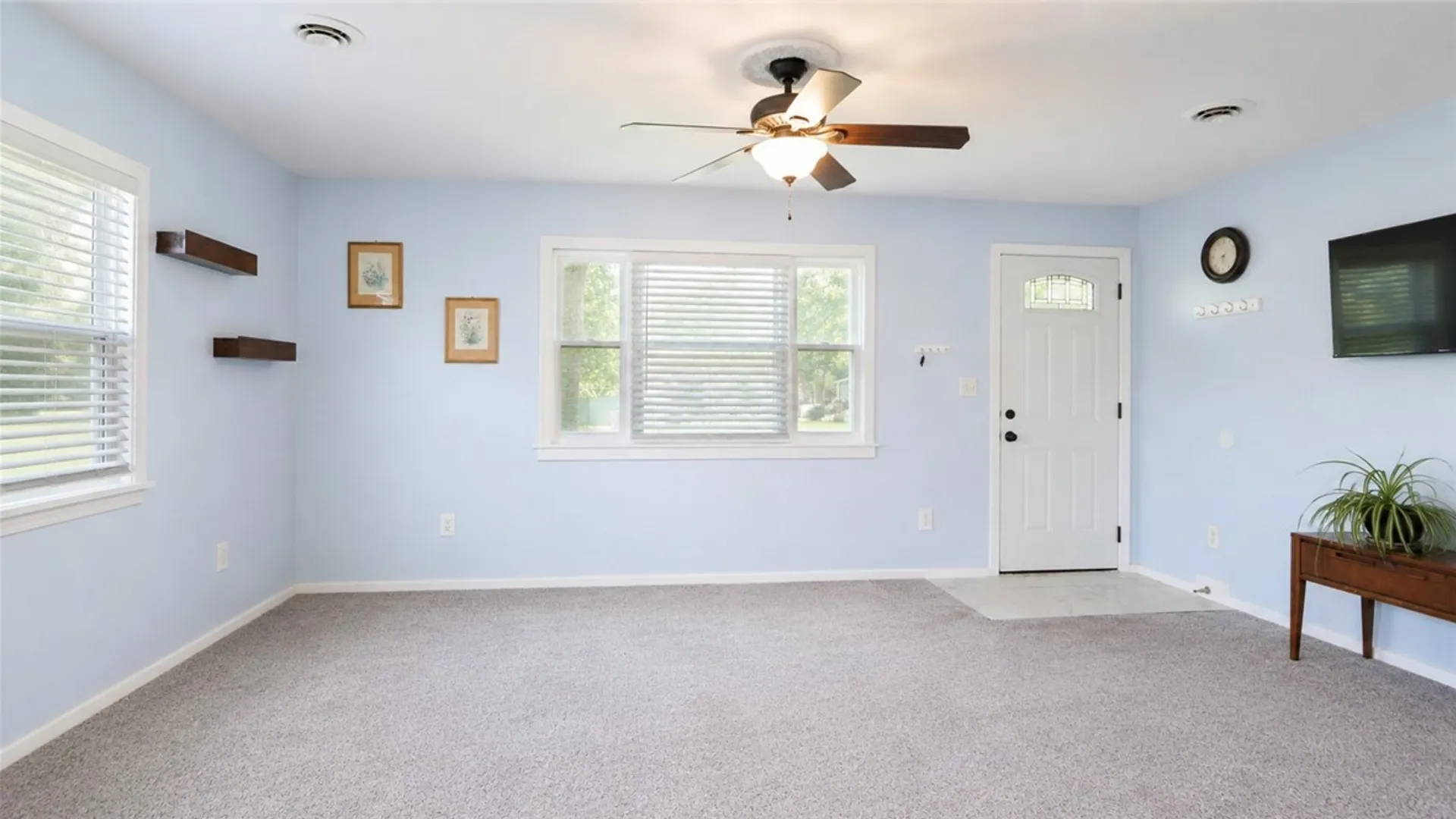 Property at 14 Seneca Manor Dr Drive, Seneca Falls, NY 13148 6