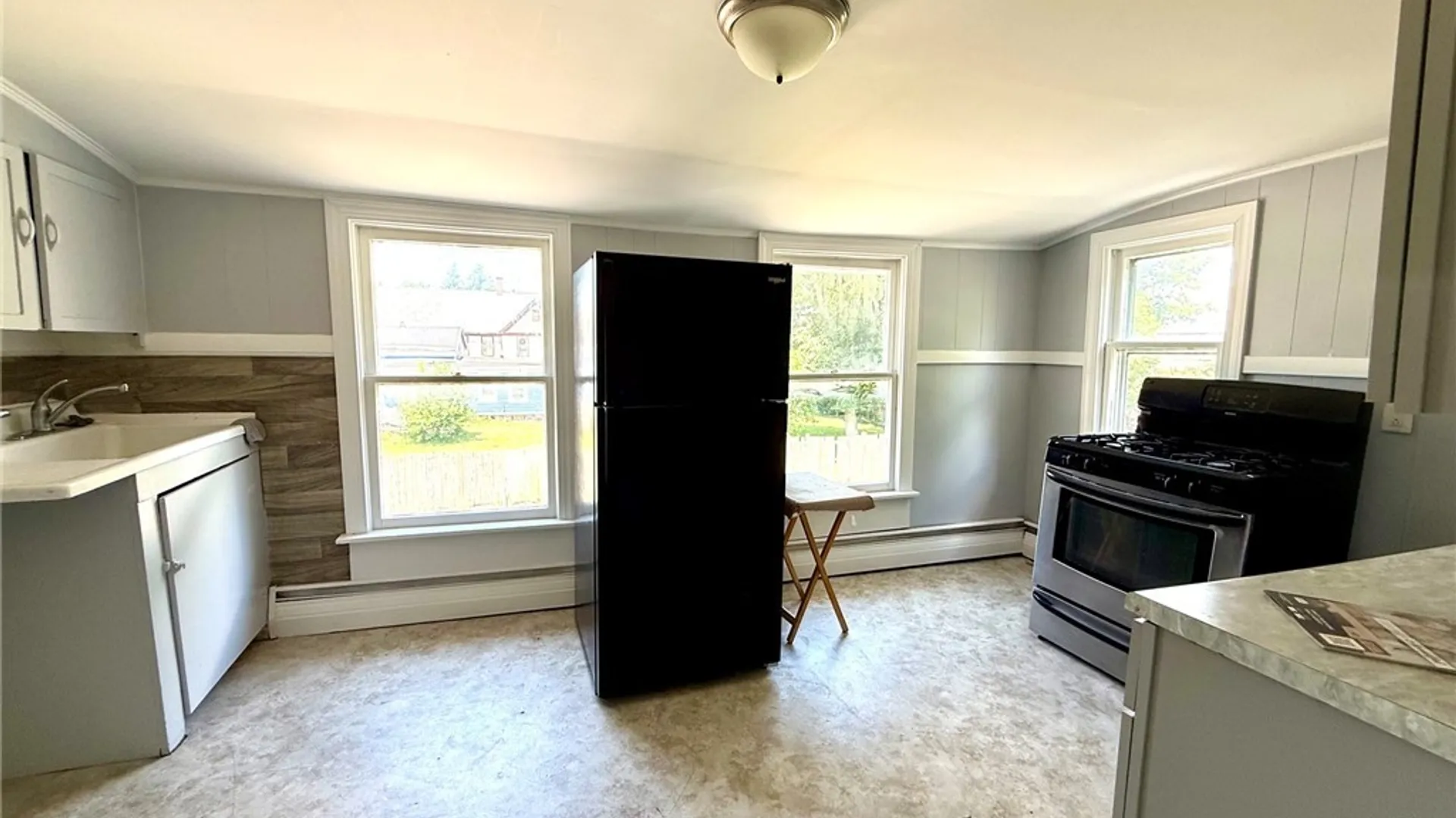 Property at 701 Saratoga Street, Utica, NY 13502 18