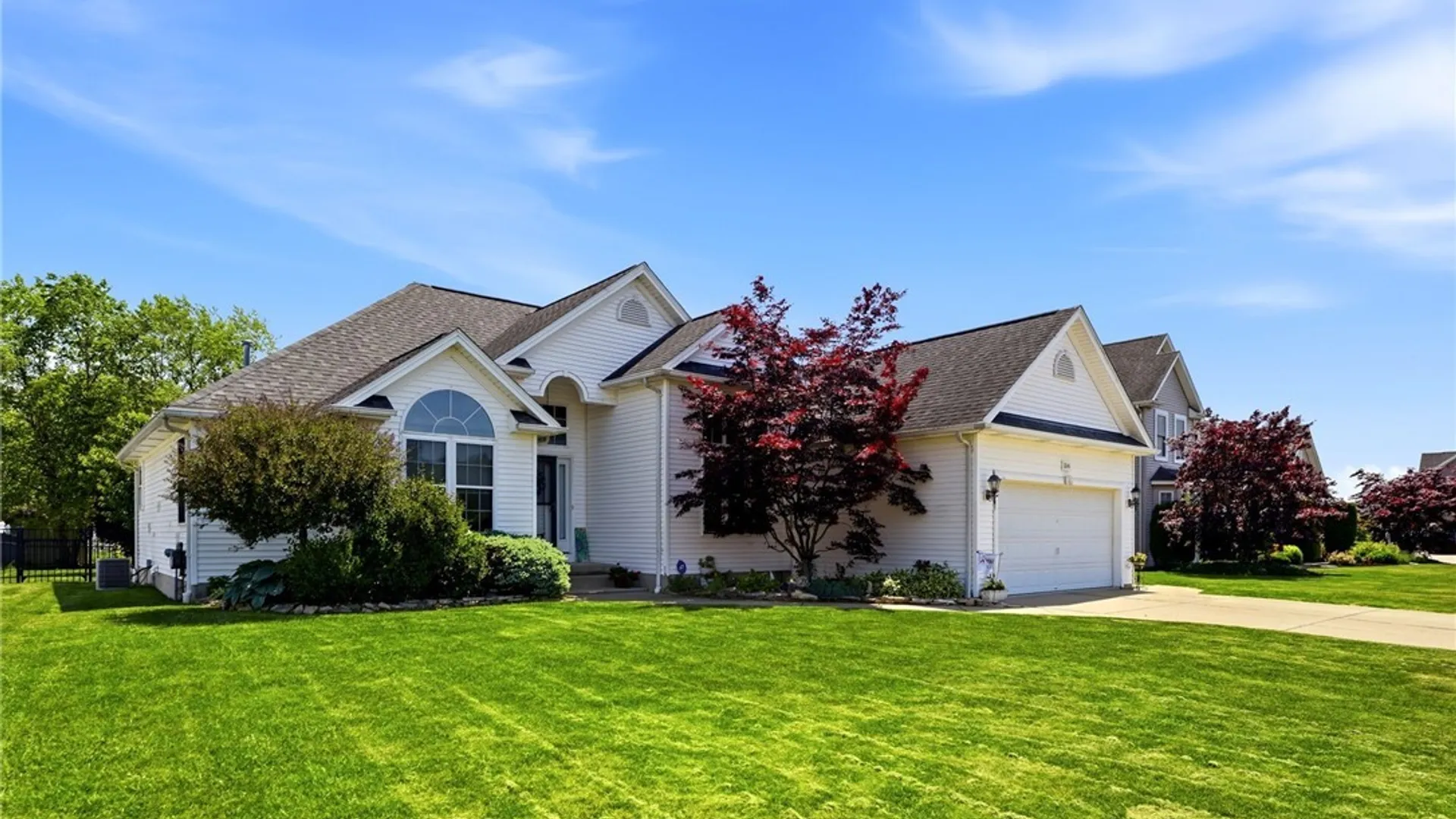 Property at 7041 Rock Dove Lane, Wheatfield, NY 14304 3