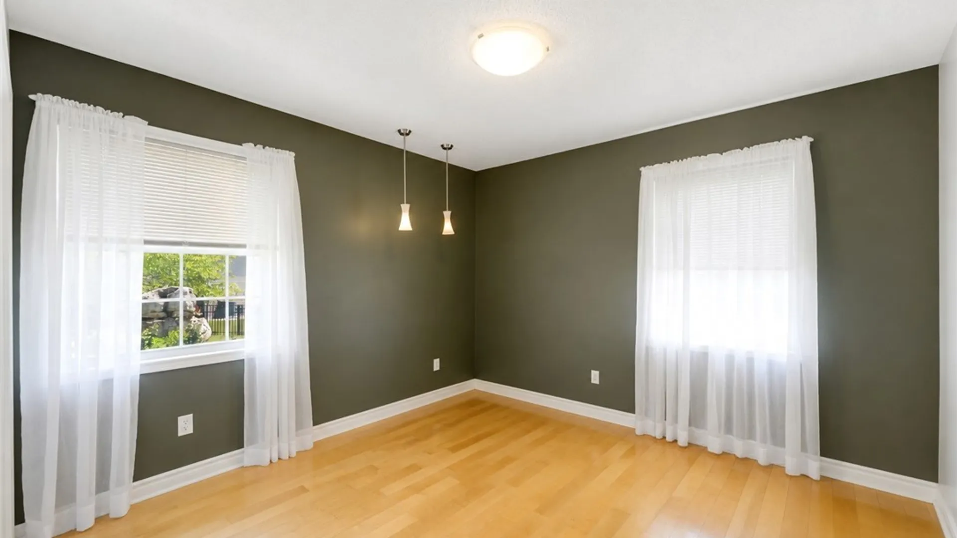 Property at 7041 Rock Dove Lane, Wheatfield, NY 14304 36