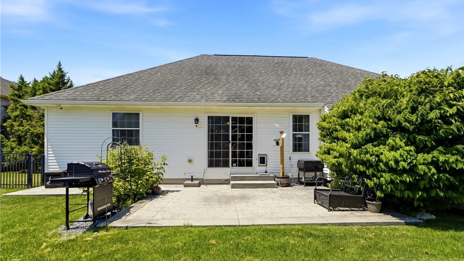 Property at 7041 Rock Dove Lane, Wheatfield, NY 14304 44