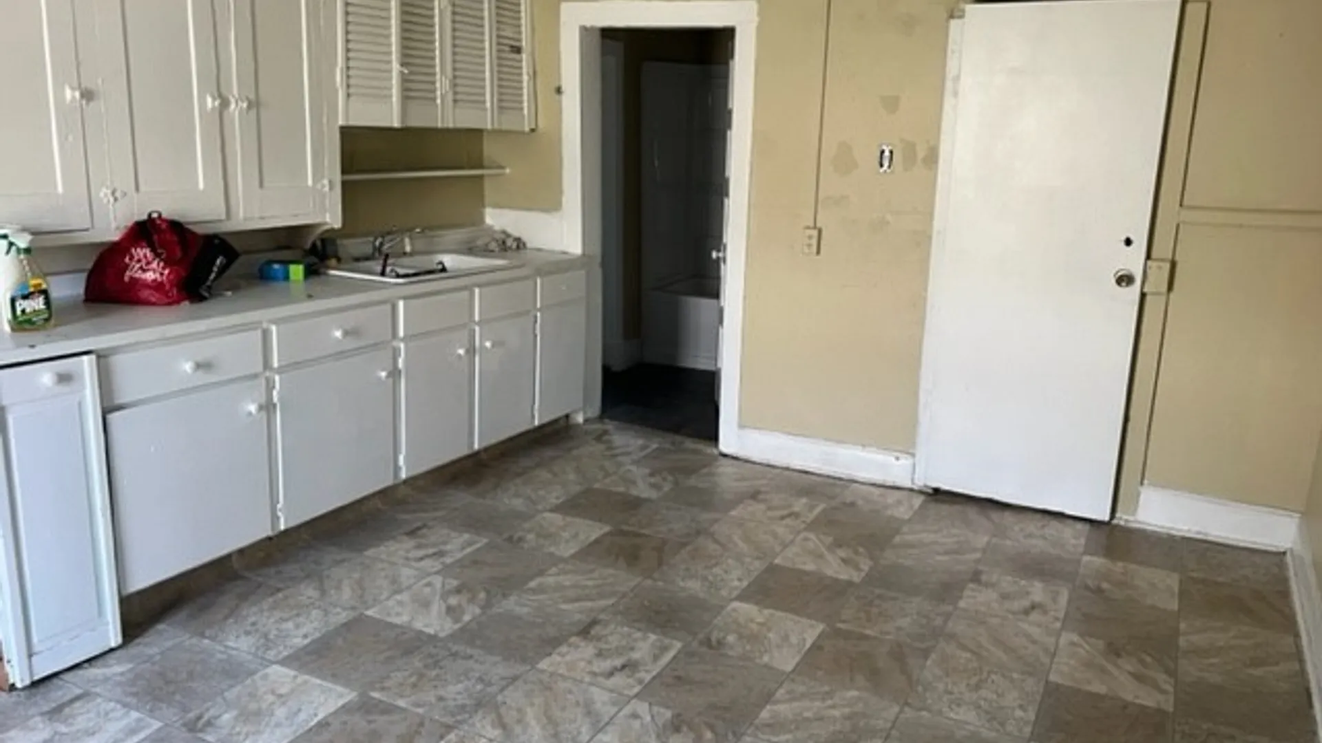 Property at 1035 E 2nd Street, Jamestown, NY 14701 4