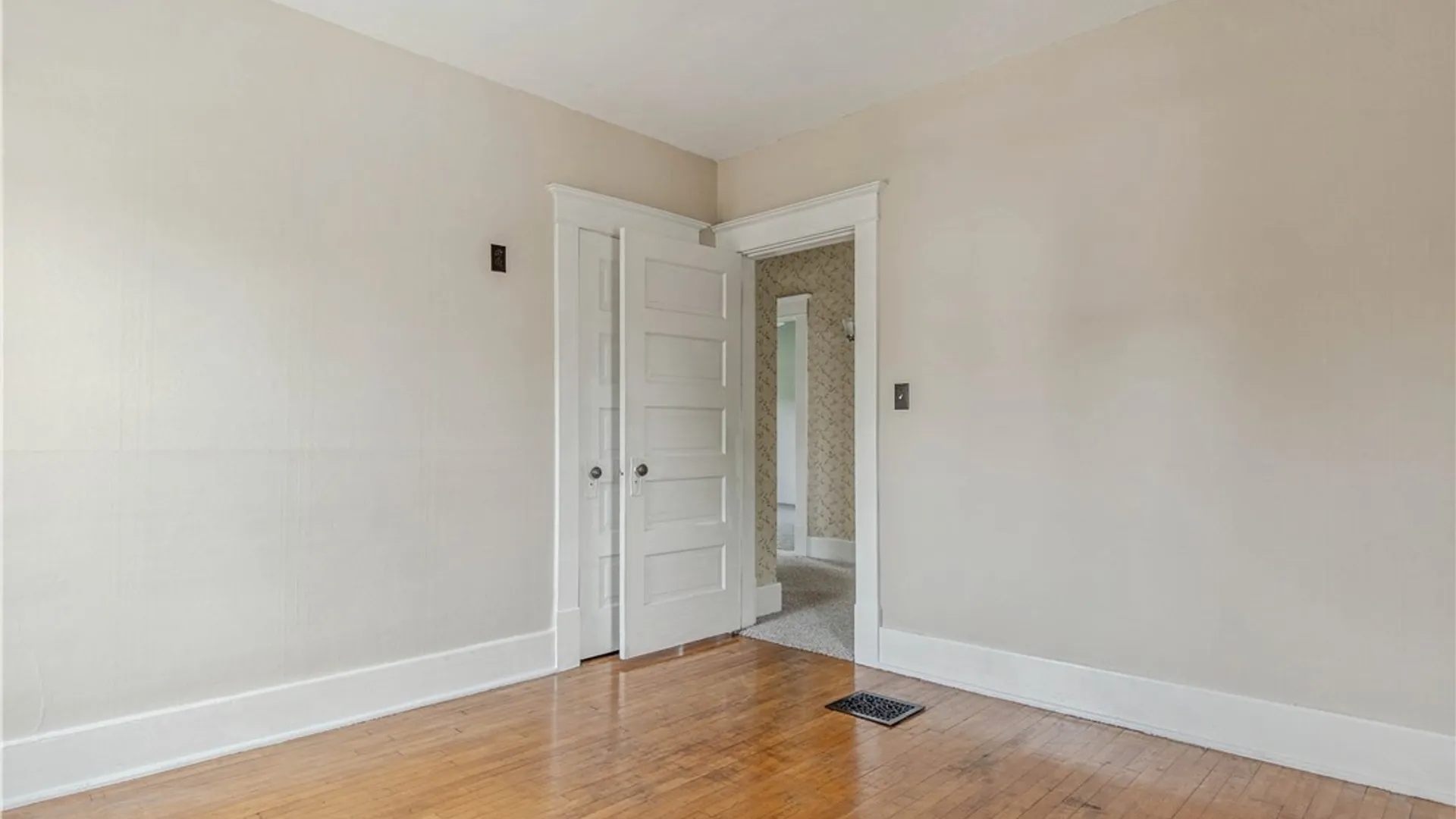 Property at 337 Flower Avenue, Watertown City, NY 13601 27