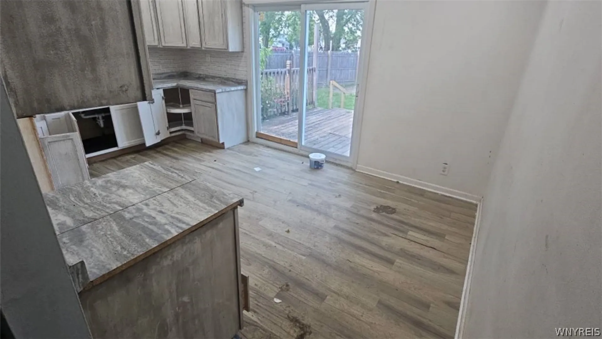 Property at 359 Ridgewood Circle, Lackawanna, NY 14218 5