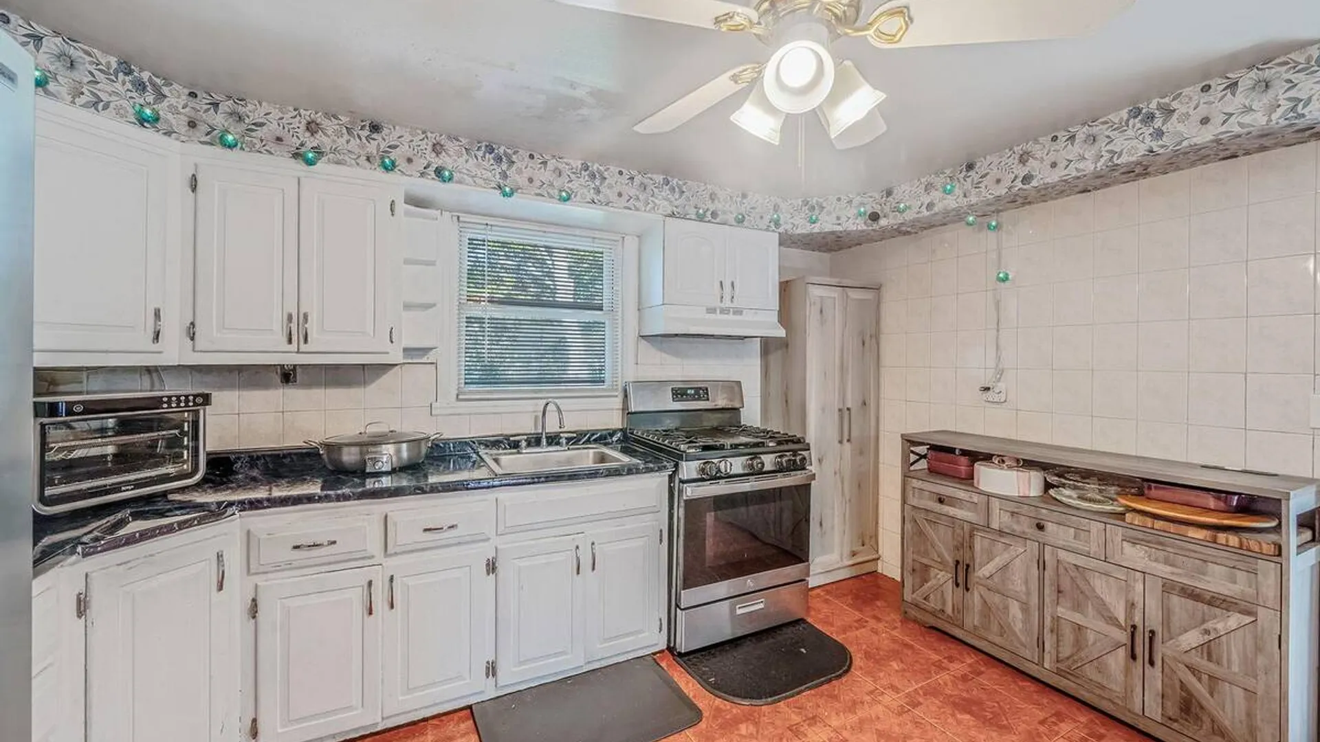 Property at 136 1st Street, Brentwood, NY 11717 12