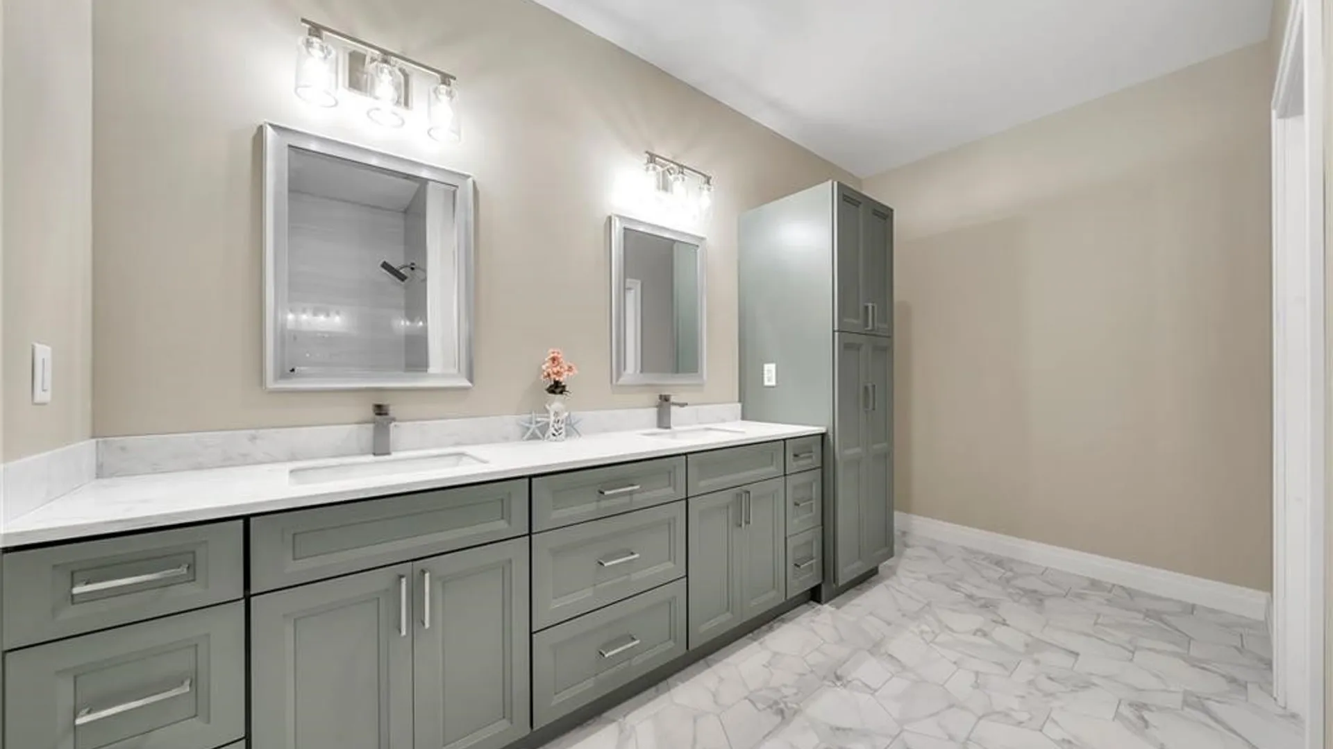 Property at 65 Fieldcrest Drive, Pembroke, NY 14026 24