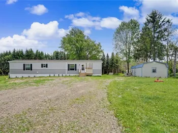 2011 Edmunds Road, Freedom, NY 14065
