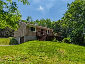 144 Sant Tompkins Road, Prattsville, NY 12407