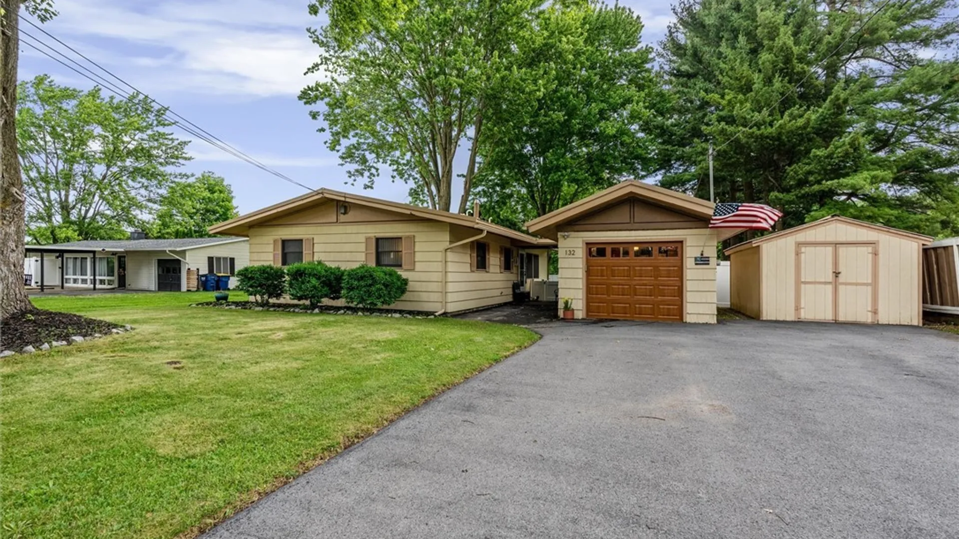 Property at 132 Barclay Road, Camillus, NY 13031 2