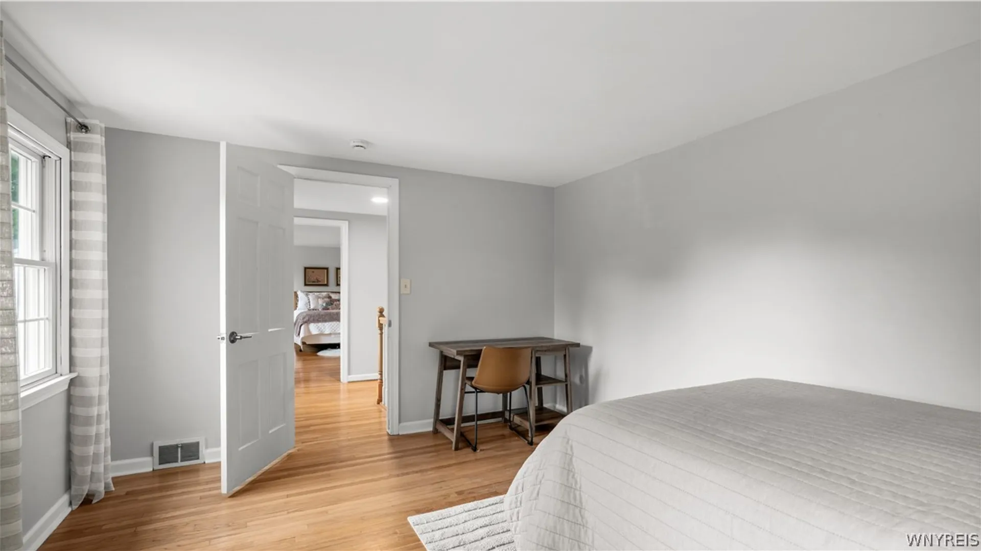 Property at 6 Stonehenge Court, Orchard Park, NY 14127 36