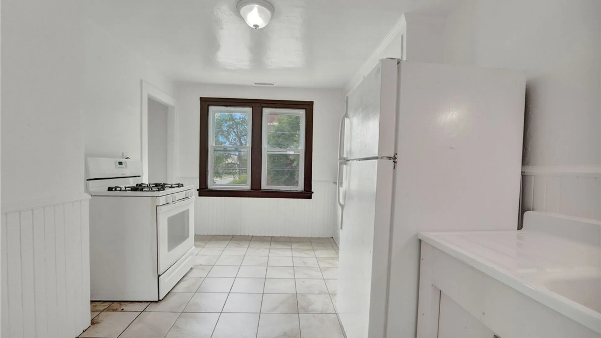 Property at 214 Ludington Street, Buffalo, NY 14206 3