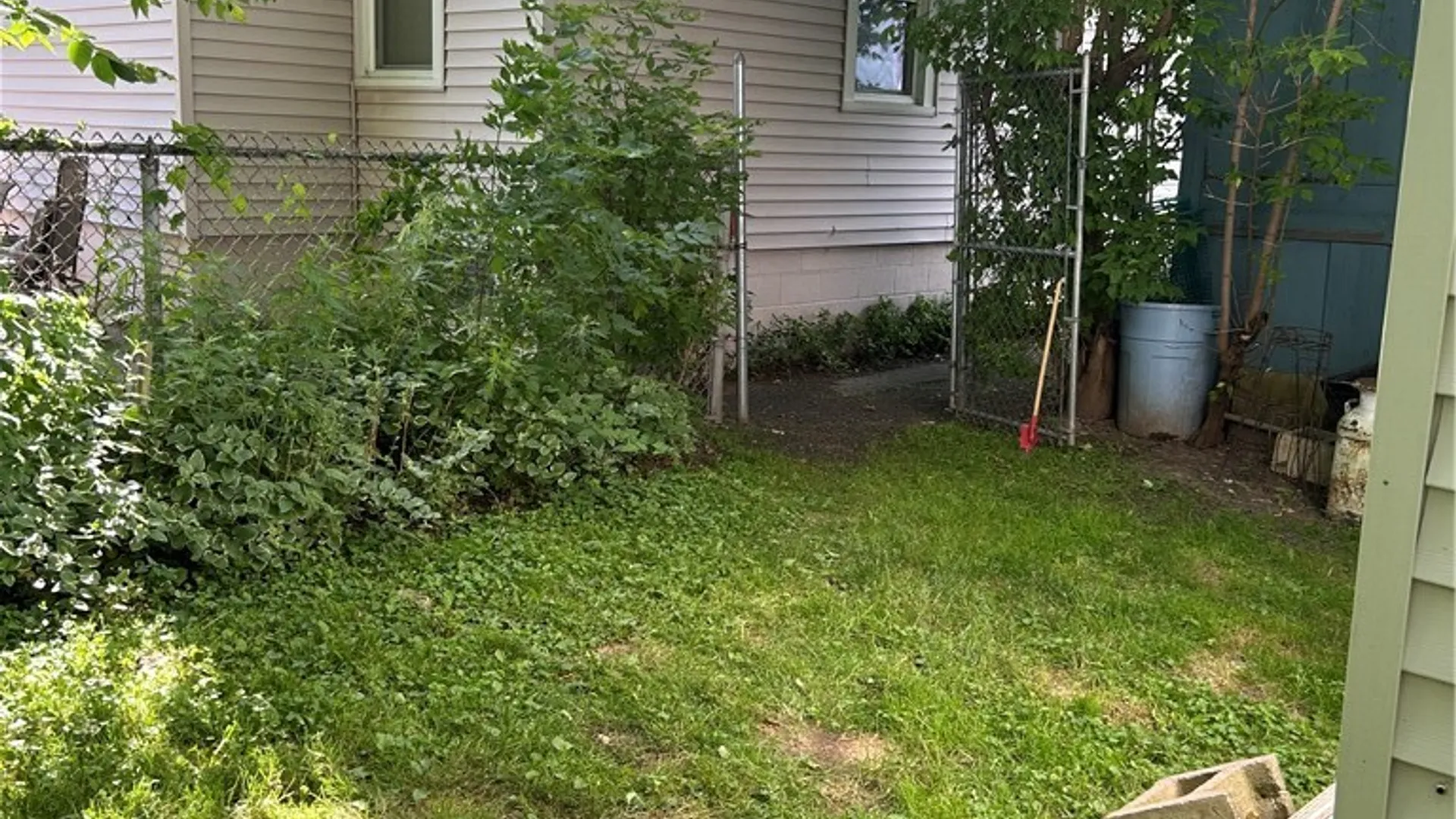 Property at 133 Beryl Drive, Cheektowaga, NY 14225 12