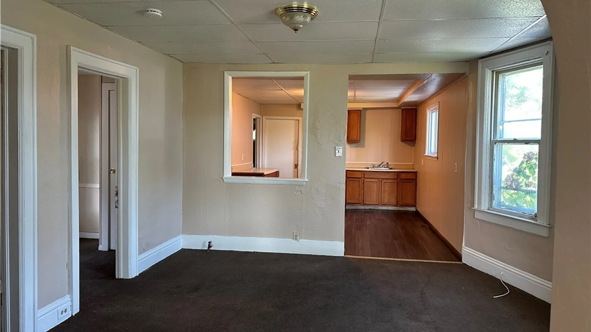 Property at 27 Moselle Street, Buffalo, NY 14211 6