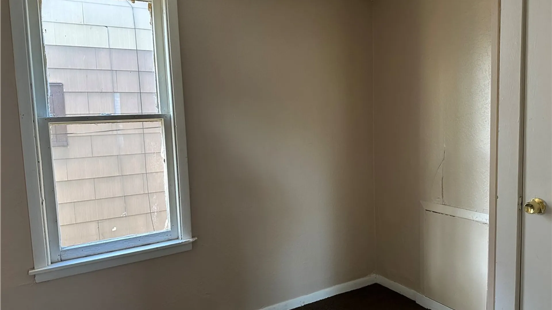 Property at 27 Moselle Street, Buffalo, NY 14211 8