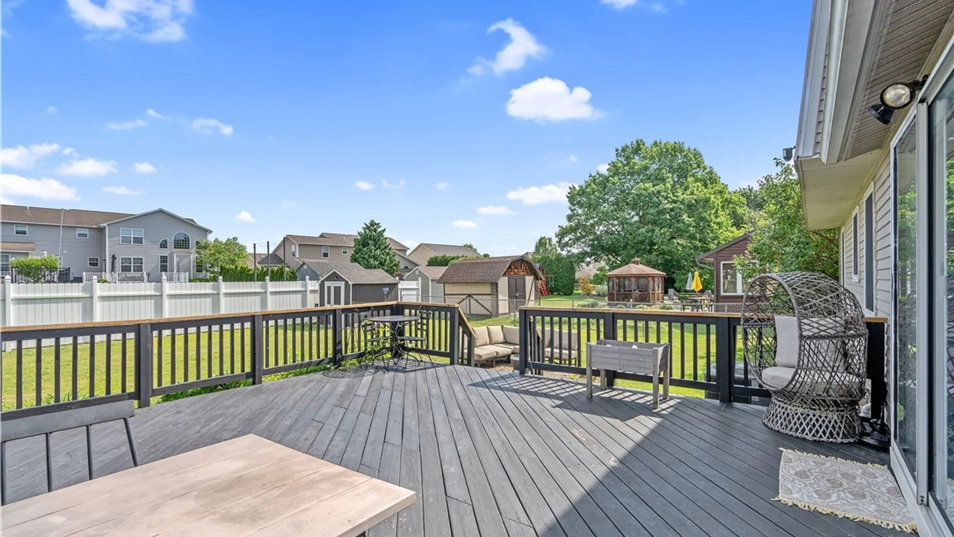 Property at 5079 Homeview Drive, Salina, NY 13088 22