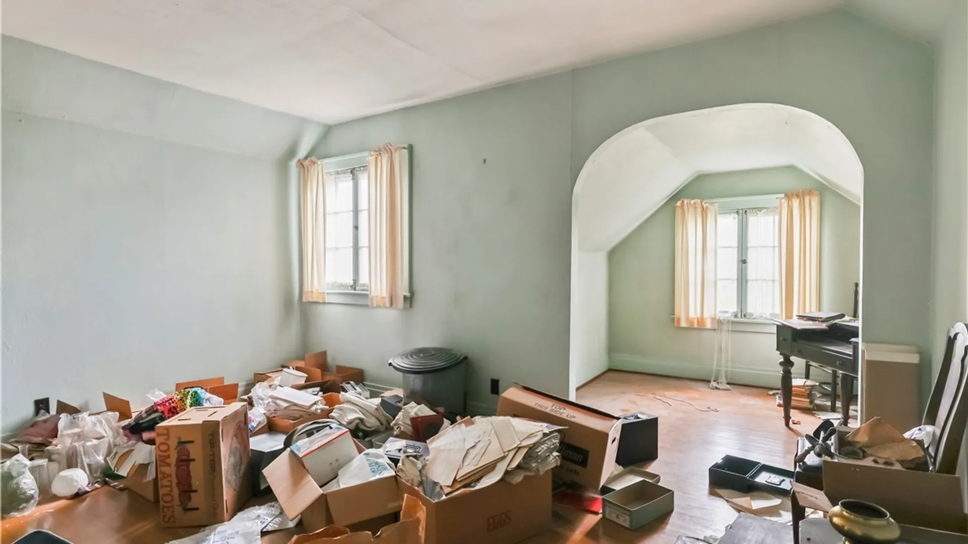 Property at 270 Comstock Avenue, Buffalo, NY 14215 21