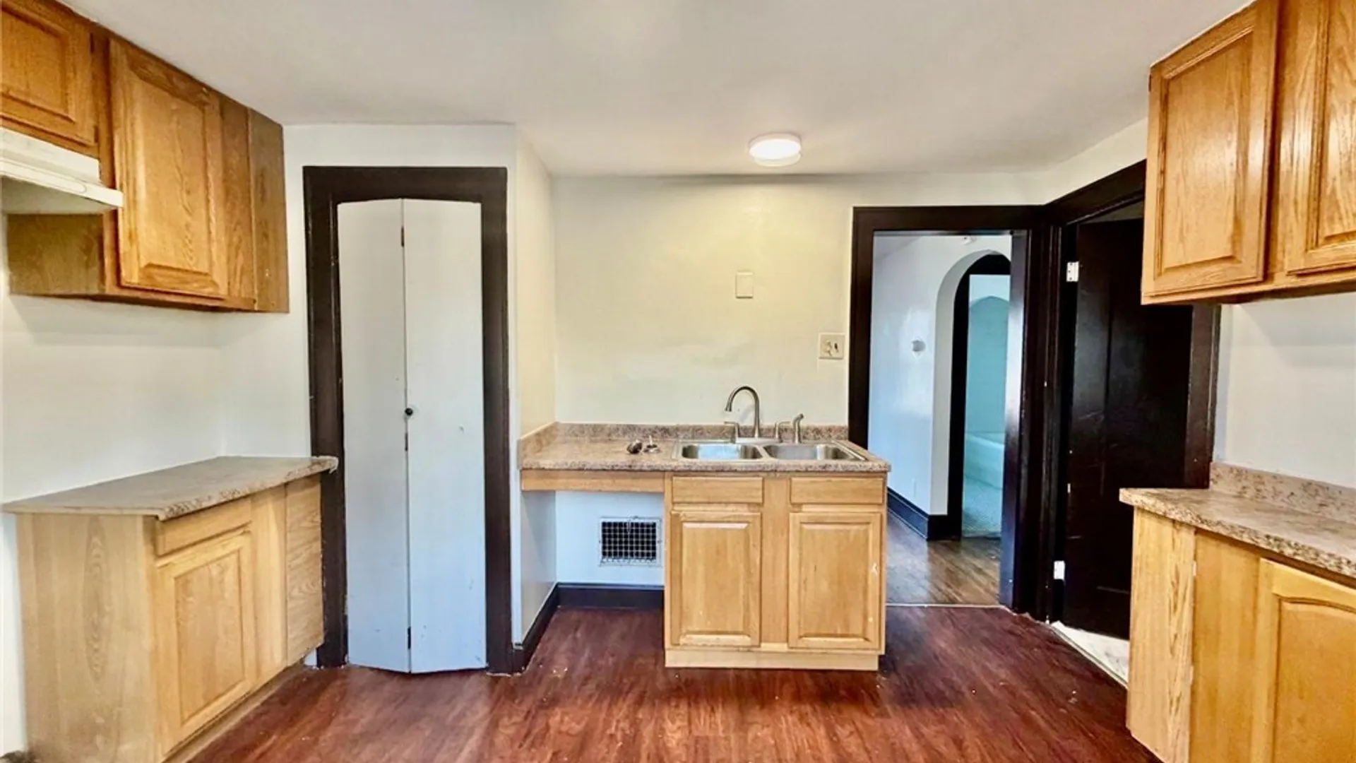 Property at 332 Parkridge Avenue, Buffalo, NY 14215 9