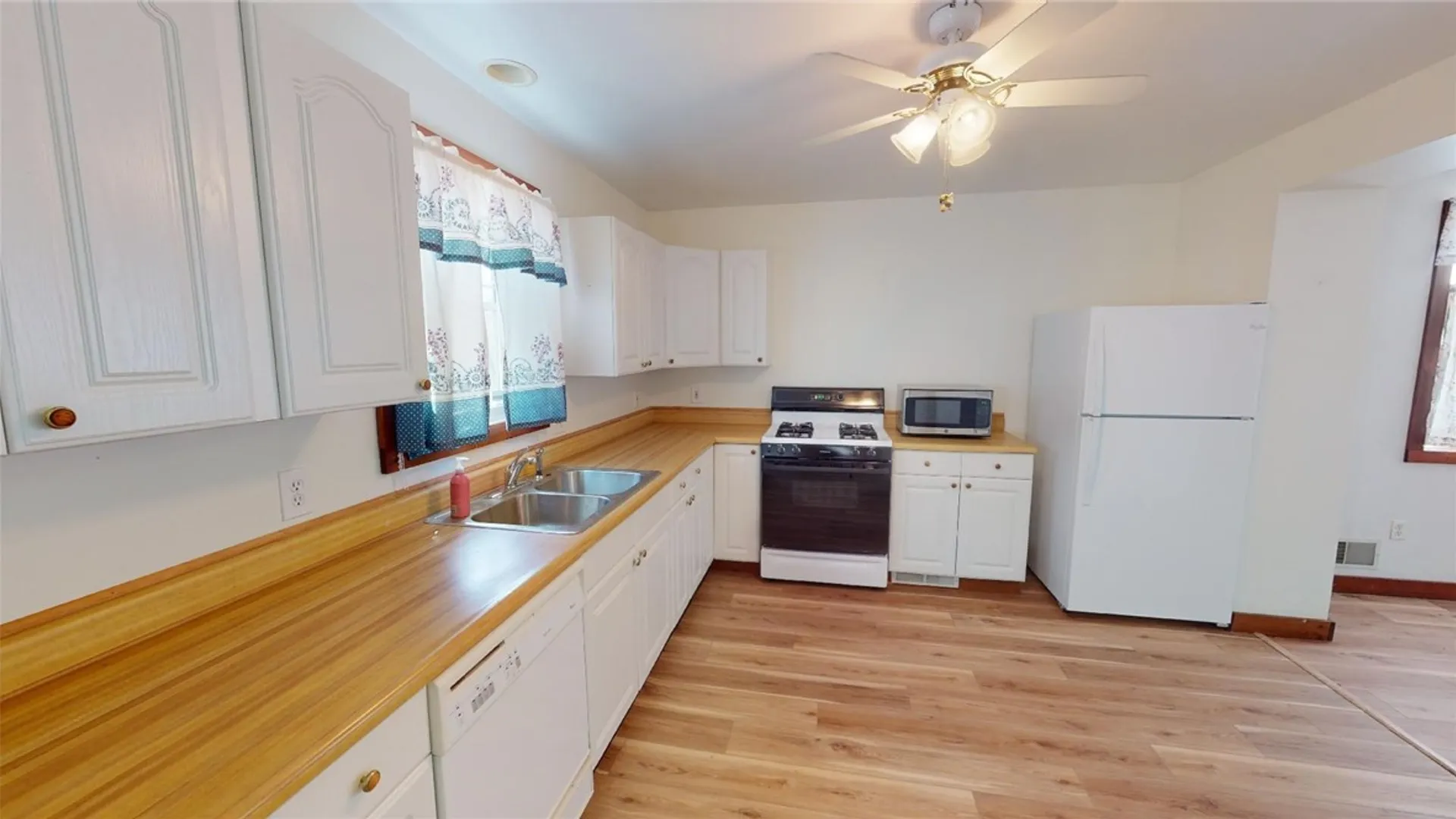 Property at 357 Lowden Point Road, Greece, NY 14612 10