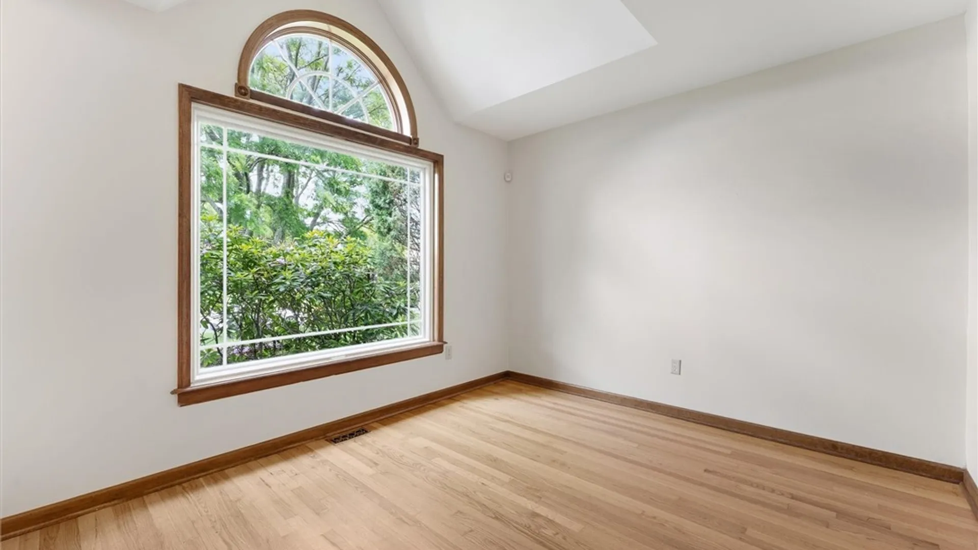 Property at 4014 Bronco Path, Onondaga, NY 13031 30