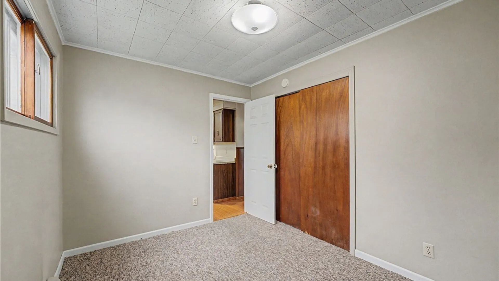 Property at 130 Crocker Street, Cheektowaga, NY 14212 18