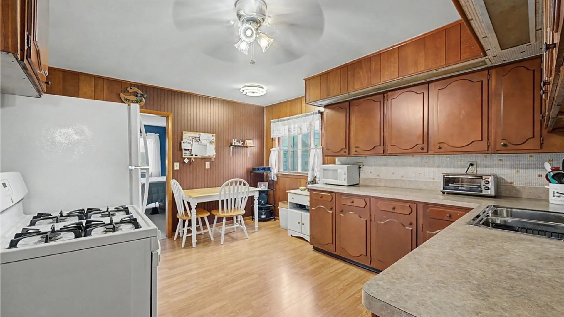 Property at 130 Crocker Street, Cheektowaga, NY 14212 27
