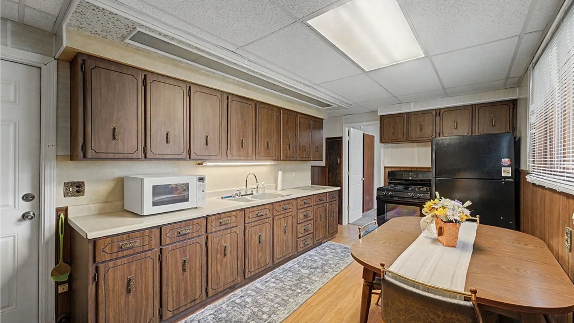 Property at 130 Crocker Street, Cheektowaga, NY 14212 40