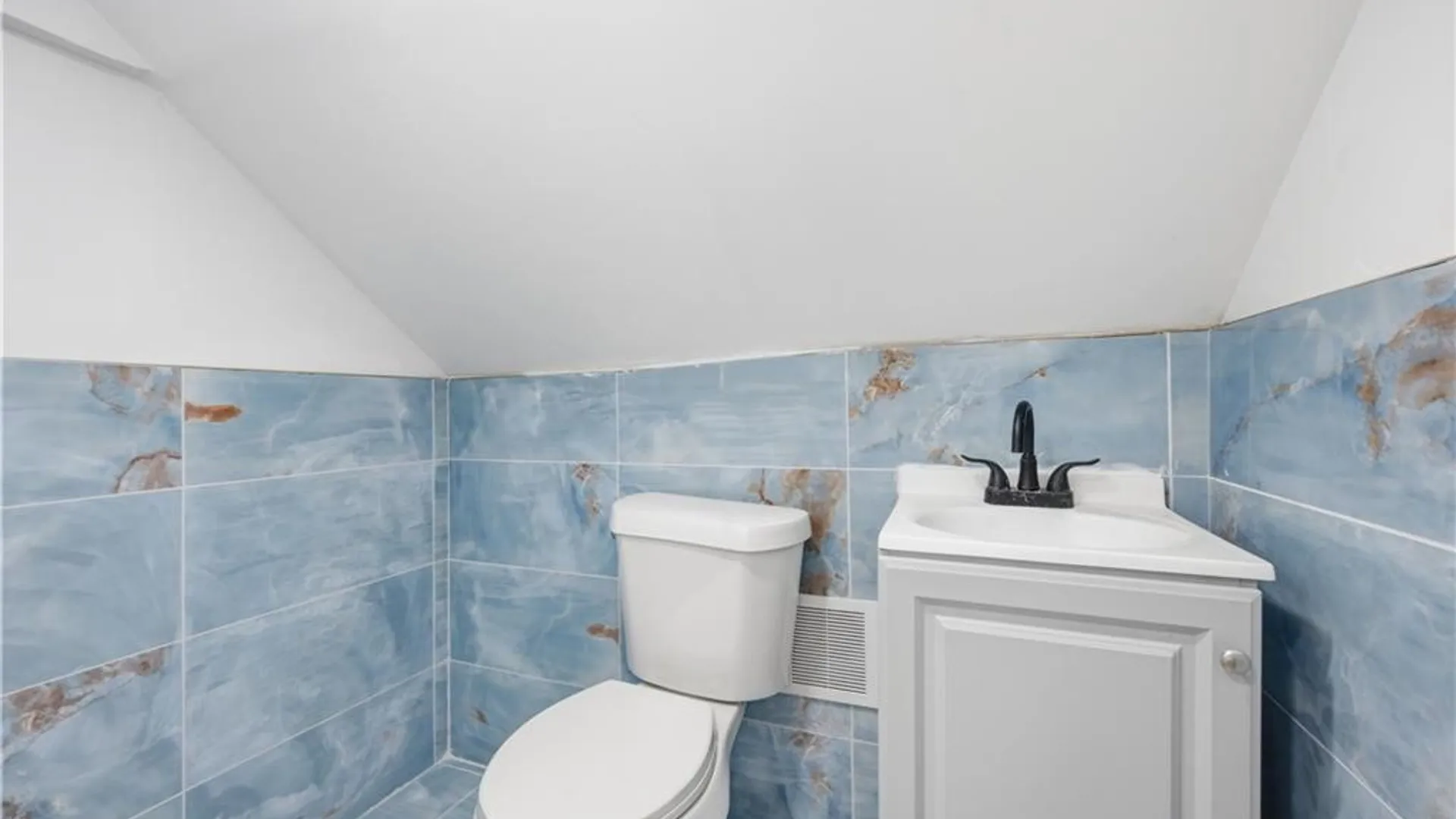 Property at 122 Dartmouth Avenue, Buffalo, NY 14215 24