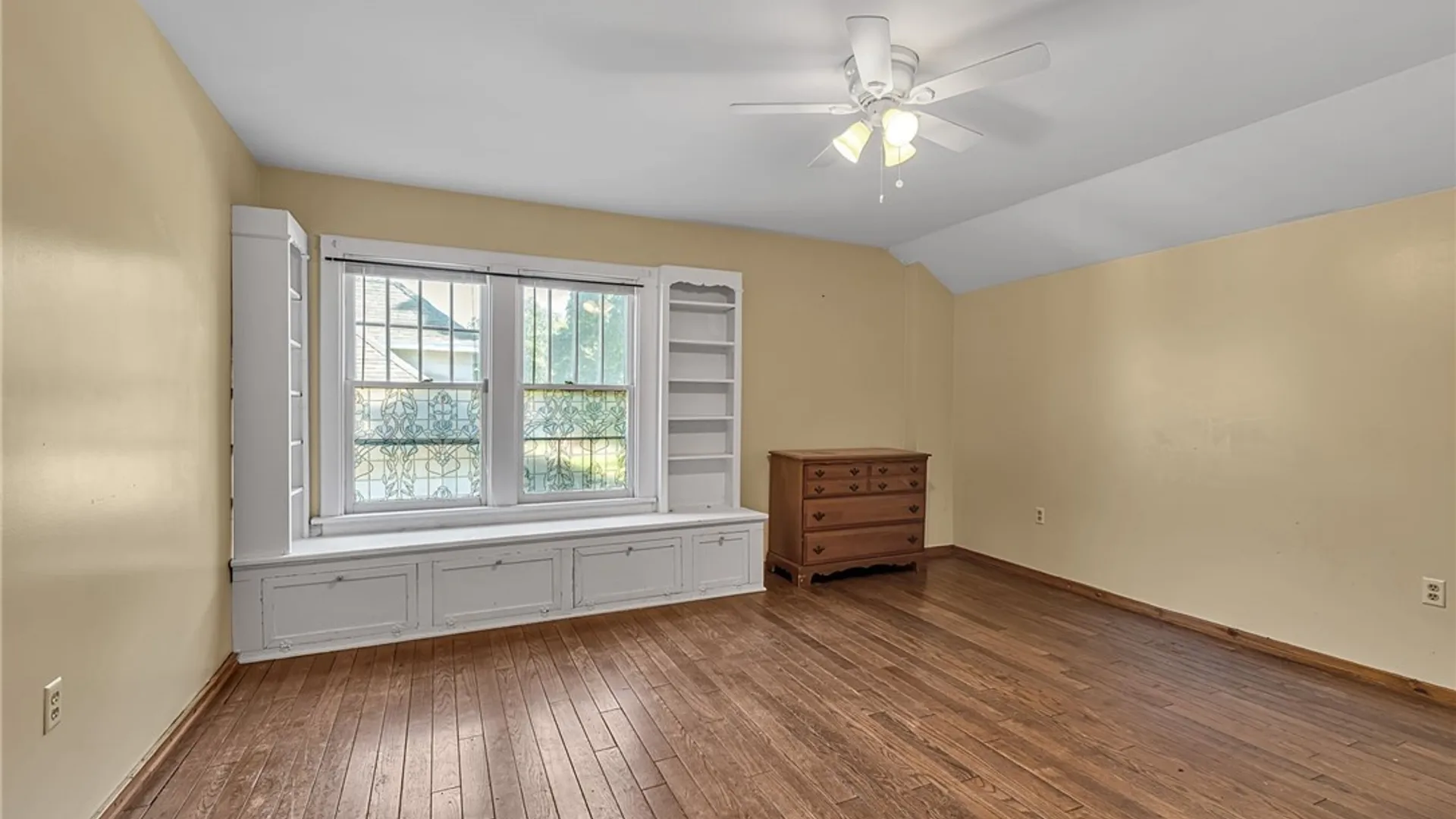 Property at 1004 87th Street, Niagara Falls, NY 14304 12