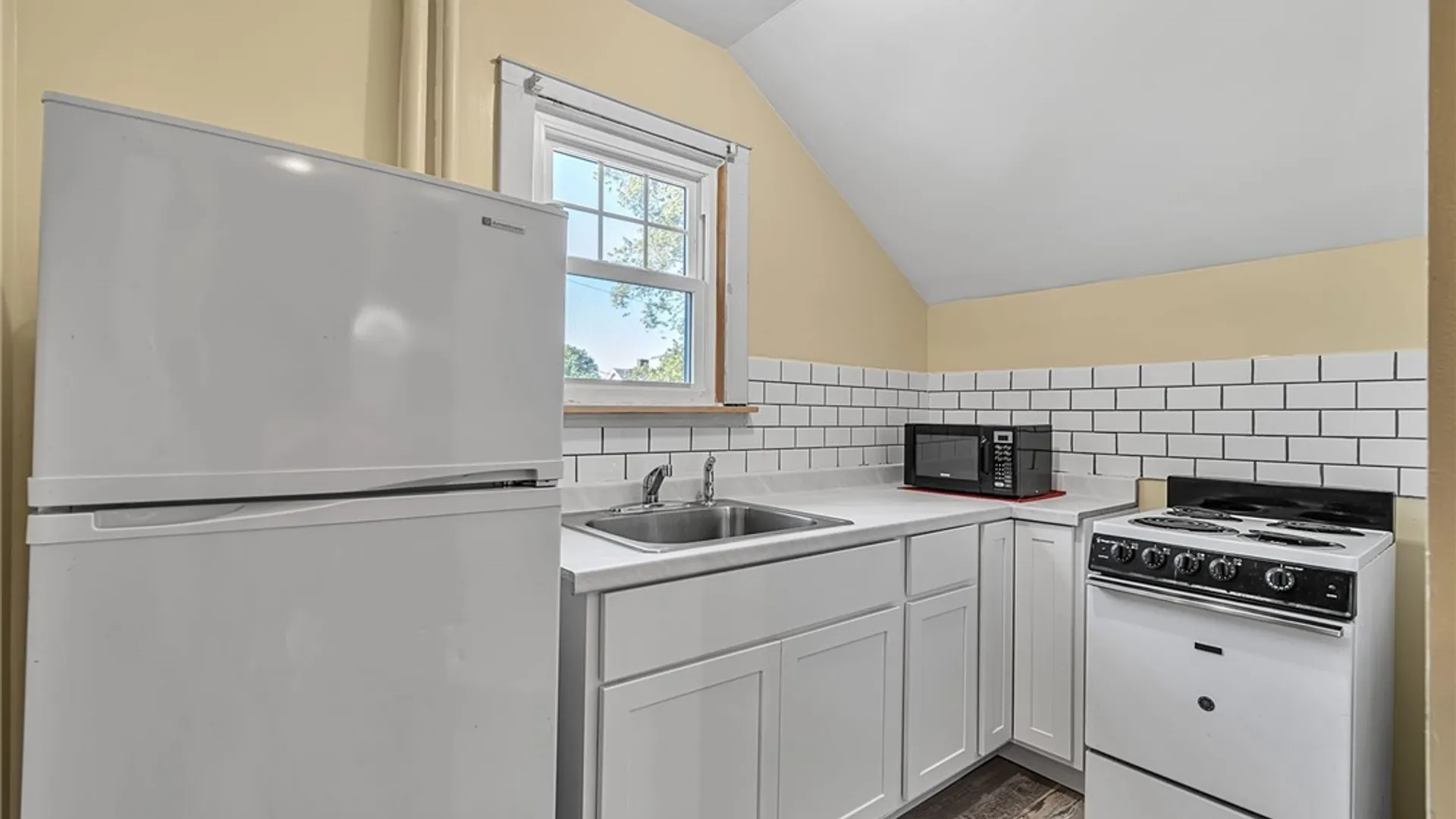 Property at 1004 87th Street, Niagara Falls, NY 14304 8