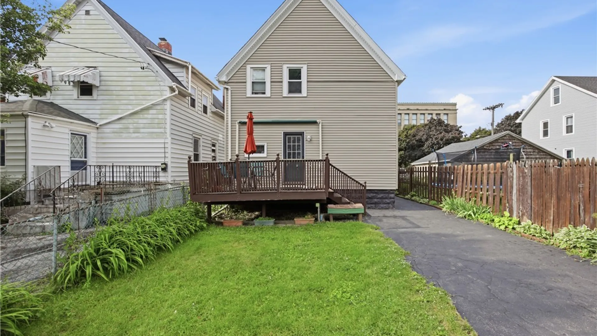 Property at 29 Josie Place, Buffalo, NY 14220 34