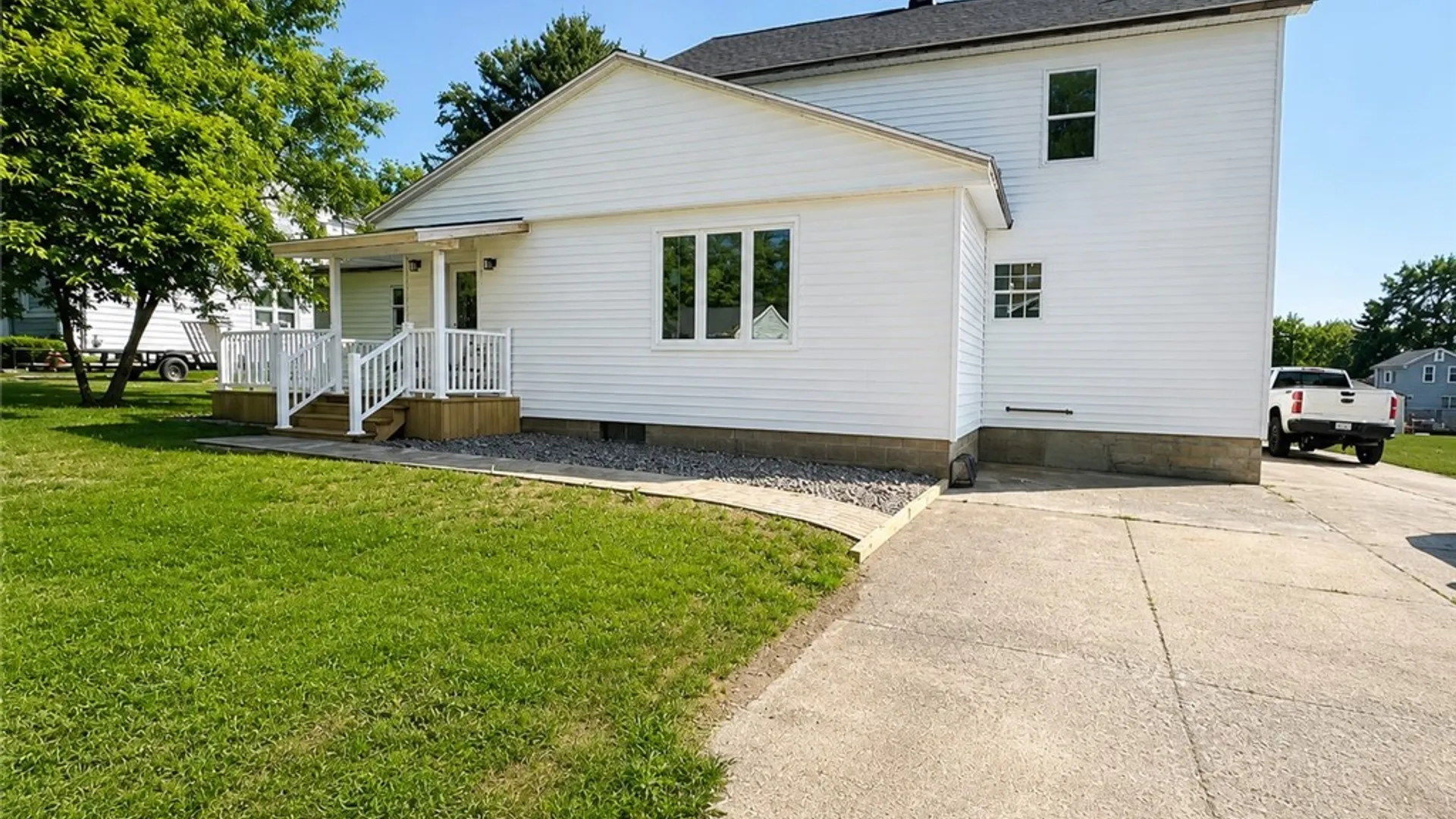 Property at 10 Parkside Court, Whitestown, NY 13417 17