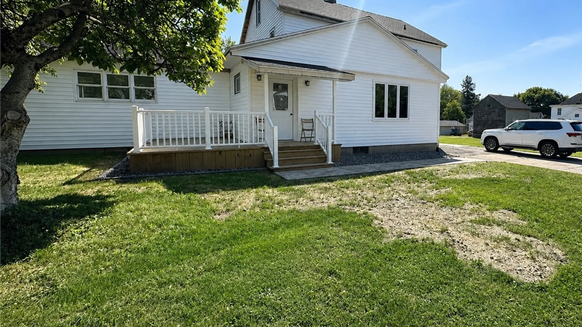 Property at 10 Parkside Court, Whitestown, NY 13417 18