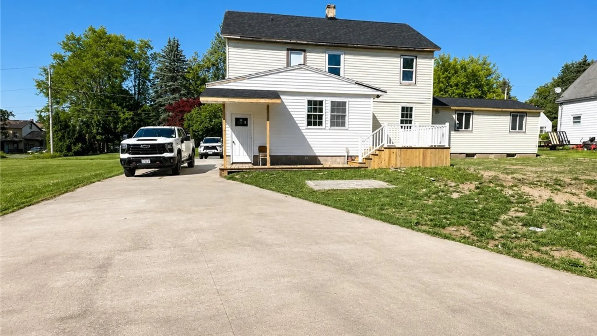 Property at 10 Parkside Court, Whitestown, NY 13417 20