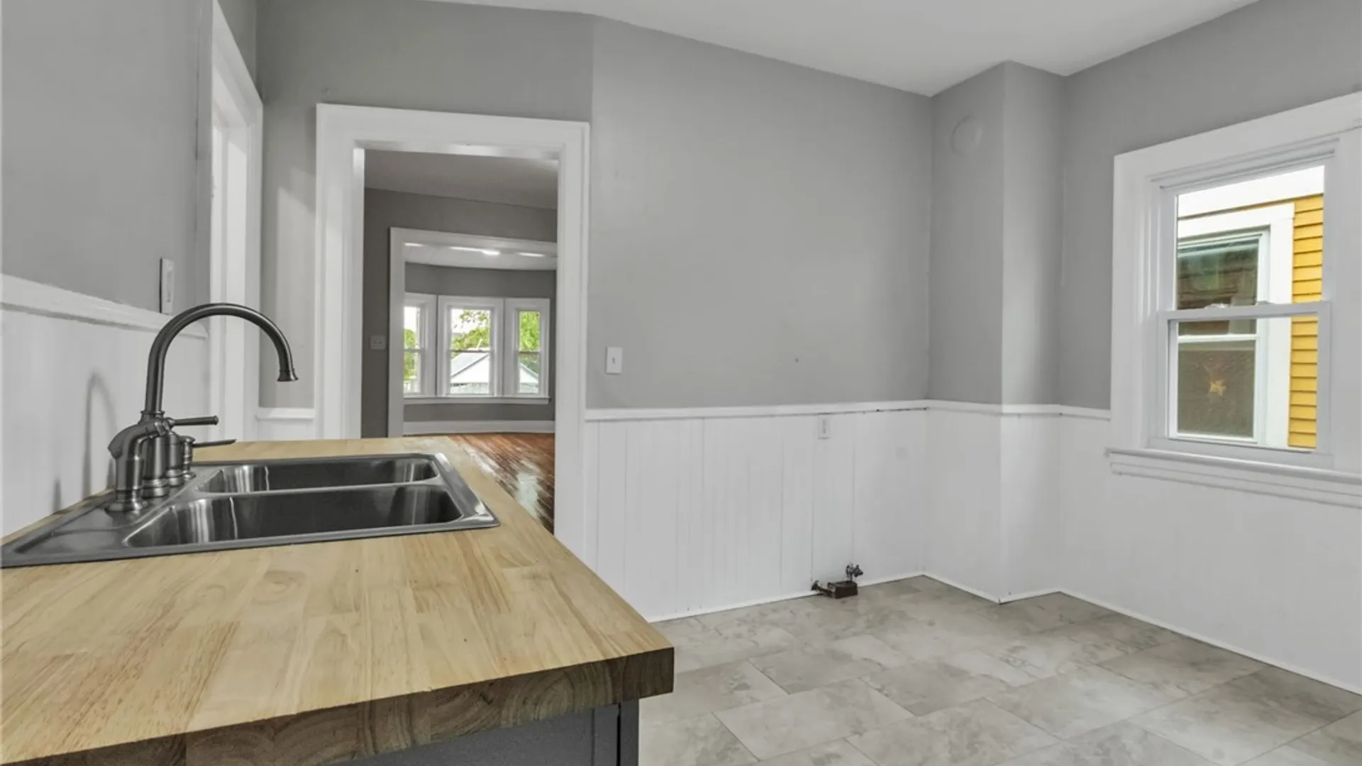 Property at 602 Grant Street, Buffalo, NY 14213 6